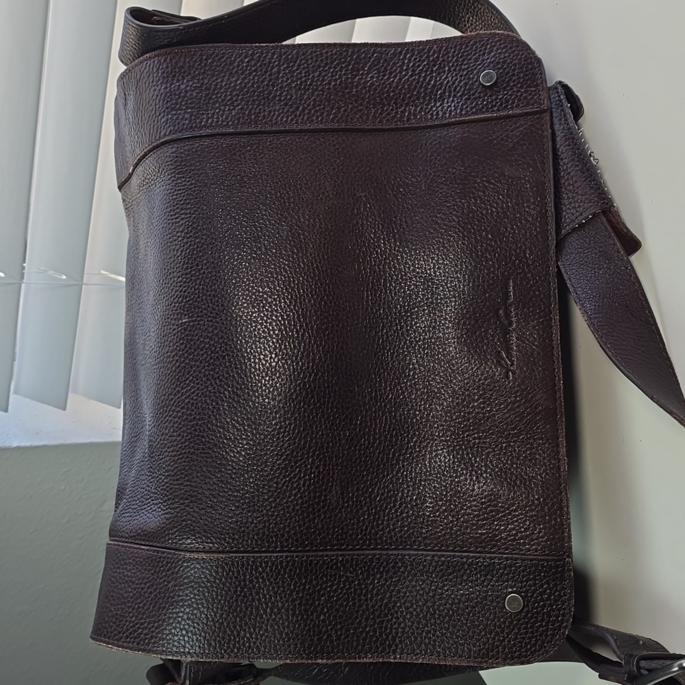 Kenneth Cole Brown Leather Messenger Bag - Picture 2 of 13